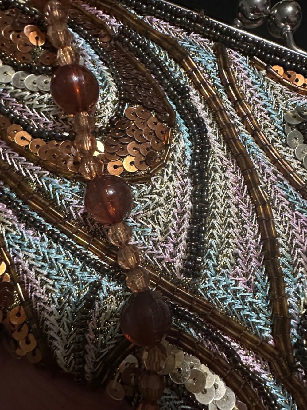 Statement Beaded Handbag ✨ Unique Vintage-Inspired Clutch. - Picture 7 of 9
